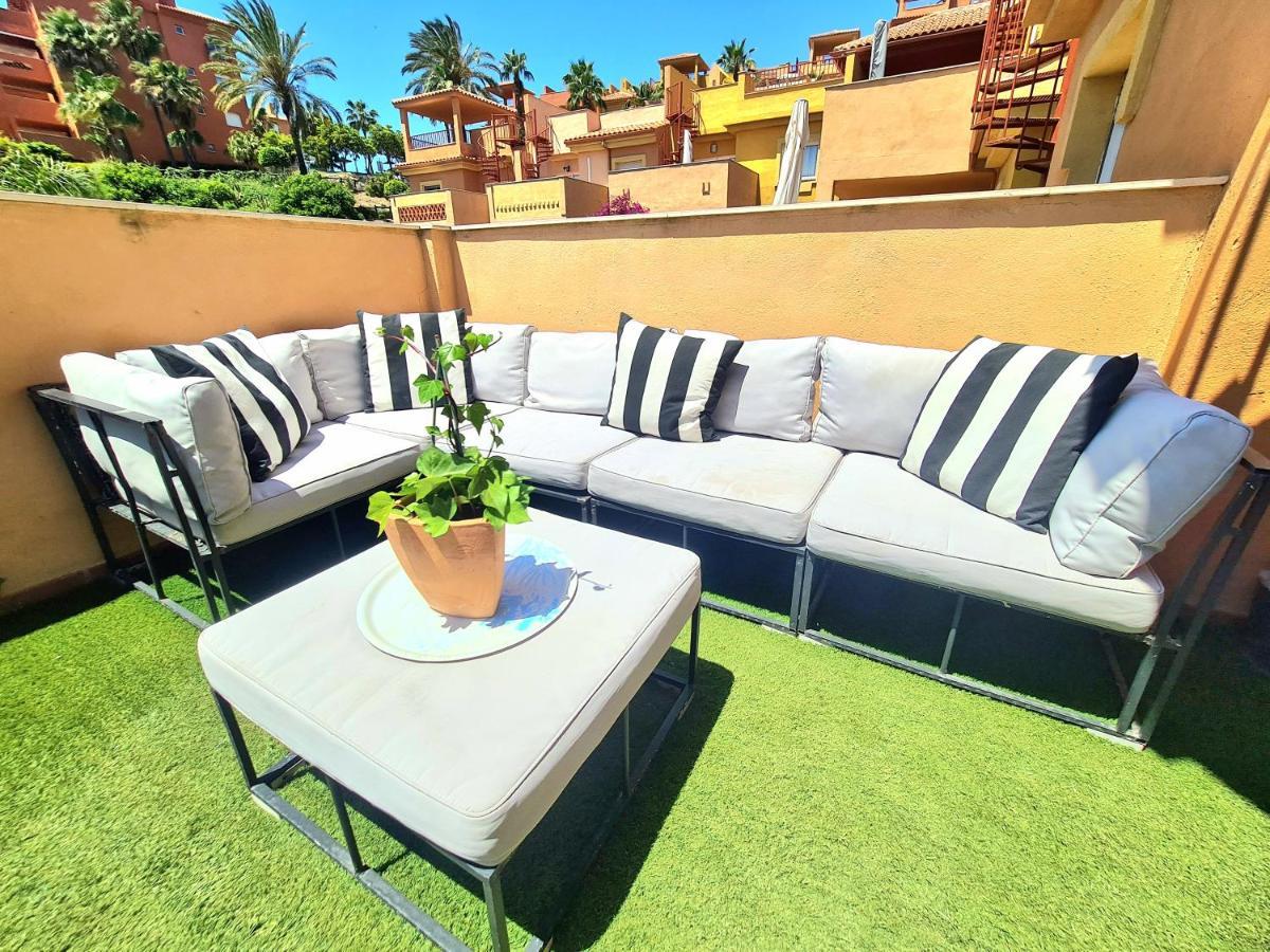 Aa Guest - Reserva De Marbella Golf Course Eco Экстерьер фото